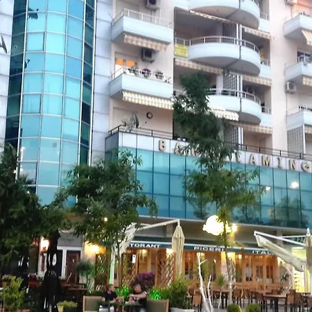 Appartement Lungomare Daily Sleeps 2 Beachfront